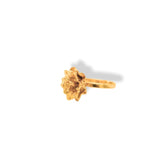 Anillo con flor de cactus pequeño vista lateral